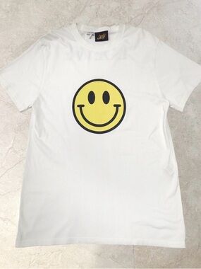 🚩steal Loewe White Crewneck Tee with Small Yellow Logo Tag